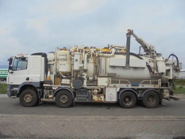 DAF CF 85.410 8X4 BLADGEVEERD - Sugbil: bild 2 DAF CF 85.410 8X4 BLADGEVEERD - Sugbil: bild 2