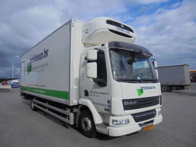 DAF LF 45 210 NL TRUCK - Kylbil lastbil: bild 3 DAF LF 45 210 NL TRUCK - Kylbil lastbil: bild 3