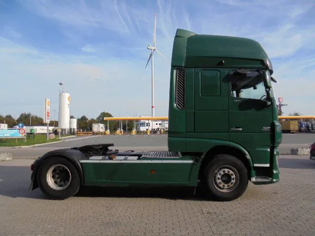 Dragbil DAF XF 106.460 SUPER SPACE CAB: bild 13 Dragbil DAF XF 106.460 SUPER SPACE CAB: bild 13