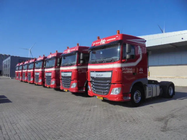 DAF XF 440 6X2 NL TRUCK 15X IN STOCK - Dragbil: bild 1 DAF XF 440 6X2 NL TRUCK 15X IN STOCK - Dragbil: bild 1