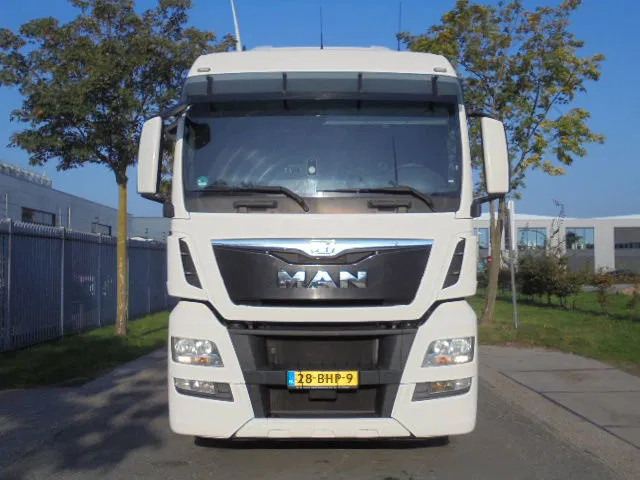 MAN TGX 18.400 XL - Dragbil: bild 2 MAN TGX 18.400 XL - Dragbil: bild 2