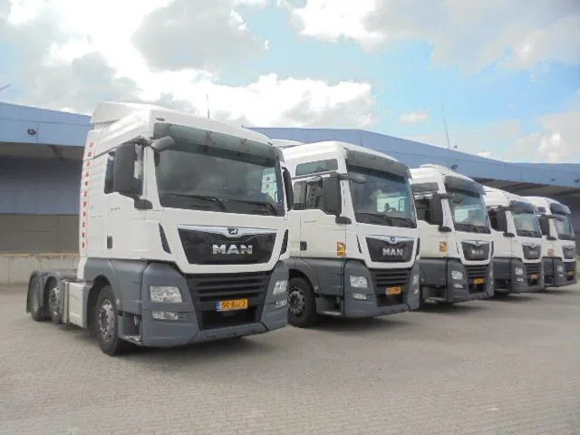 MAN TGX 26-420 XL 6x2 NEW EXPORT PRICES - Dragbil: bild 3 MAN TGX 26-420 XL 6x2 NEW EXPORT PRICES - Dragbil: bild 3