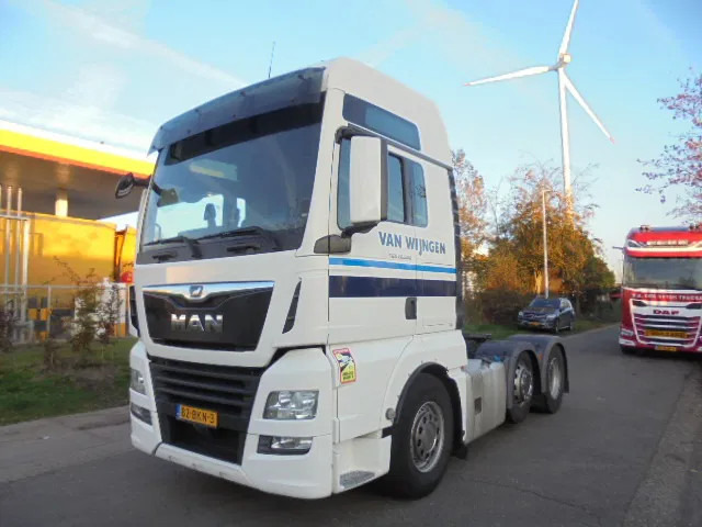 MAN TGX 26.500 XXL 6X2 SMART TACHO NL TRUCK 20X IN STOCK - Dragbil: bild 1 MAN TGX 26.500 XXL 6X2 SMART TACHO NL TRUCK 20X IN STOCK - Dragbil: bild 1