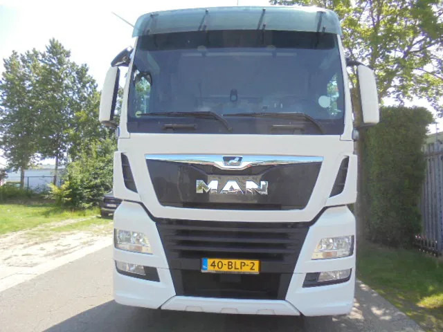 MAN TGX 26.500 XXL NL TRUCK SMART TACHO 16X IN STOCK - Dragbil: bild 2 MAN TGX 26.500 XXL NL TRUCK SMART TACHO 16X IN STOCK - Dragbil: bild 2