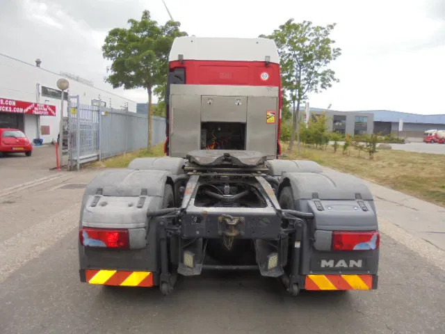 MAN TGX 33.480 6X4 Manual Gearbox Retarder - Dragbil: bild 5 MAN TGX 33.480 6X4 Manual Gearbox Retarder - Dragbil: bild 5
