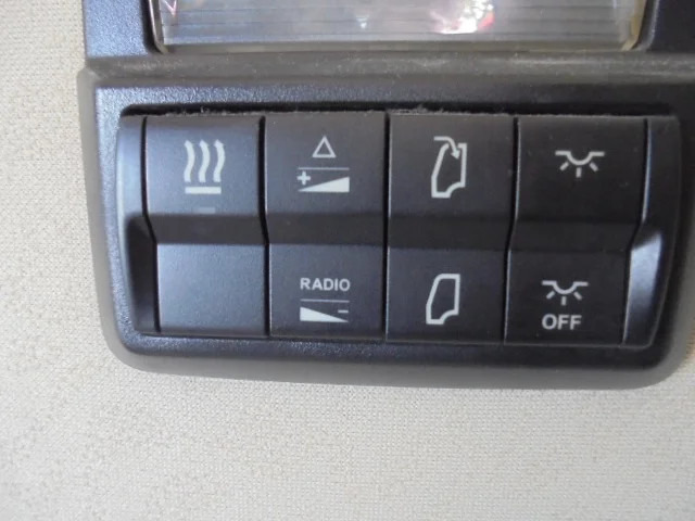 Dragbil Mercedes-Benz Actros 1836 EUR6: bild 16