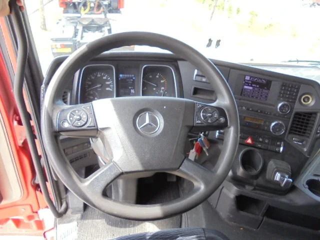 Dragbil Mercedes-Benz Actros 1836 EUR6: bild 17