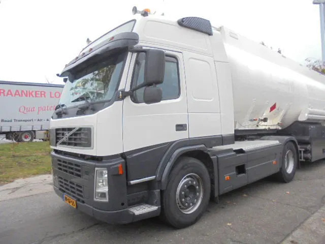 Volvo FM 400 GLOBETROTTER ADR NL TRUCK +TANK TRAILER - Dragbil: bild 1 Volvo FM 400 GLOBETROTTER ADR NL TRUCK +TANK TRAILER - Dragbil: bild 1