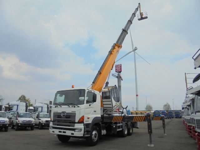 Hino 700 6X4 - Billift: bild 1 Hino 700 6X4 - Billift: bild 1