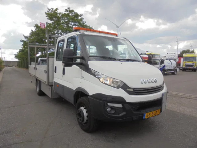 Iveco Daily 70 C18 + NL KENTEKEN APK TOT 19-07-2026 - Flakbil: bild 2 Iveco Daily 70 C18 + NL KENTEKEN APK TOT 19-07-2026 - Flakbil: bild 2