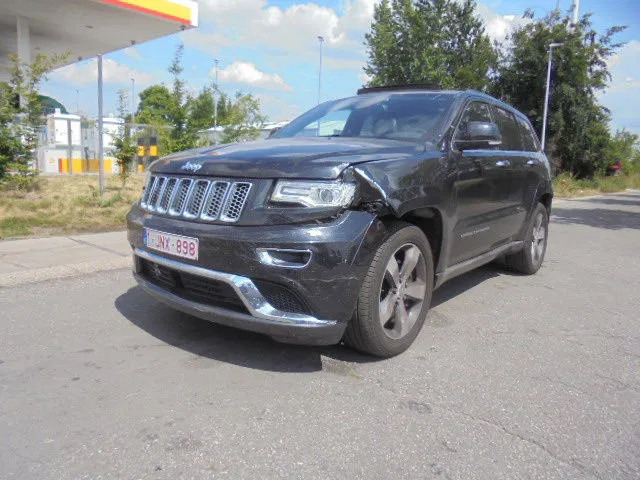 Jeep Grand Cherokee 4X4 SUMMIT EDITION 3.0 LTR V6 - SUV: bild 1 Jeep Grand Cherokee 4X4 SUMMIT EDITION 3.0 LTR V6 - SUV: bild 1