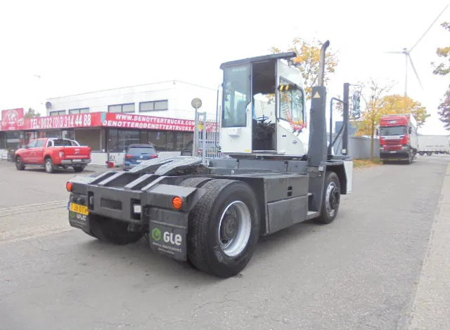 Kalmar TT616I TT616IC-9-L1A8 - Terminaltraktor: bild 5 Kalmar TT616I TT616IC-9-L1A8 - Terminaltraktor: bild 5