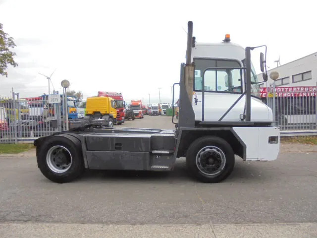 Kalmar TT616I TT616IC-9-L1A8 - Terminaltraktor: bild 4 Kalmar TT616I TT616IC-9-L1A8 - Terminaltraktor: bild 4