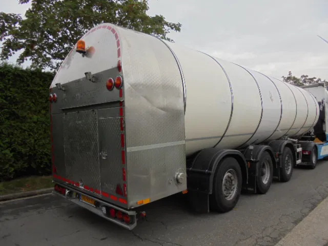 Magyar S43 EDD - Tanktrailer: bild 3 Magyar S43 EDD - Tanktrailer: bild 3
