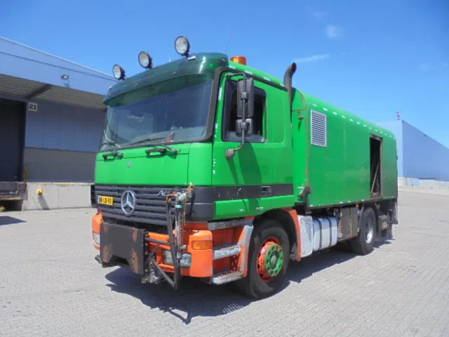 Mercedes-Benz Actros 1831 1831 Bitumensprayer - Tankbil: bild 1 Mercedes-Benz Actros 1831 1831 Bitumensprayer - Tankbil: bild 1