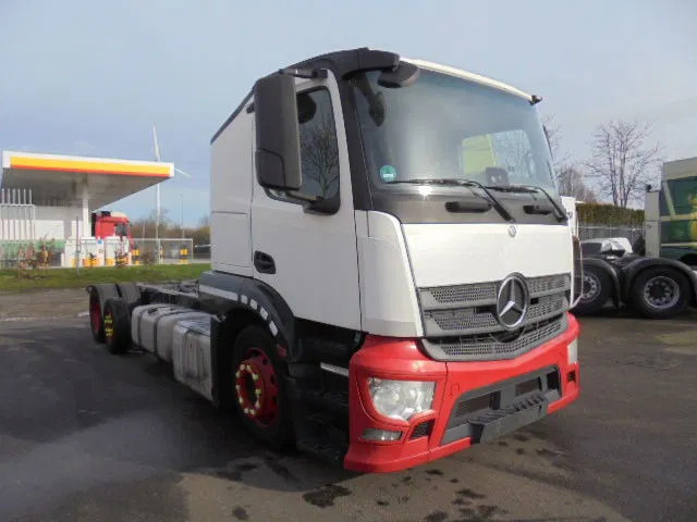 Mercedes-Benz Actros 2340 6X2 EUR 6 - Chassi lastbil: bild 3 Mercedes-Benz Actros 2340 6X2 EUR 6 - Chassi lastbil: bild 3