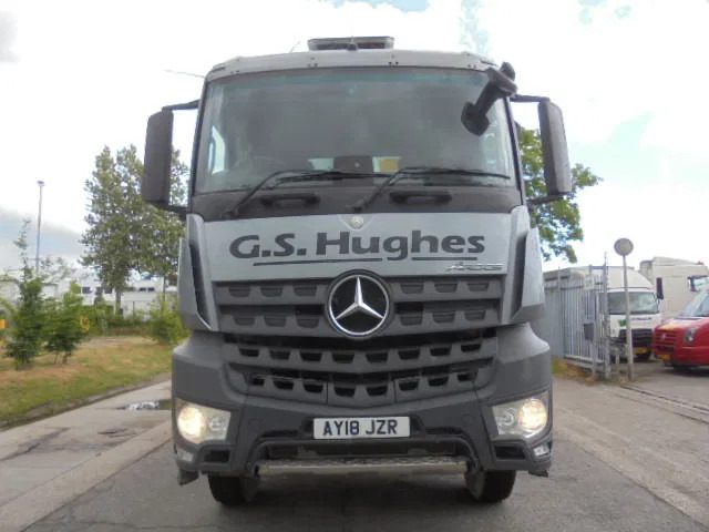 Mercedes-Benz Arocs 3340 8X4 - Tippbil lastbil: bild 3 Mercedes-Benz Arocs 3340 8X4 - Tippbil lastbil: bild 3