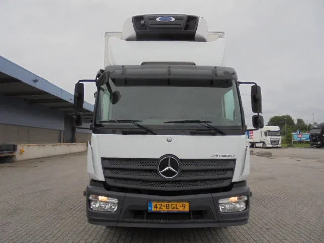 Mercedes-Benz Atego 1218 NL KENTEKEN - Isotermiska lastbil: bild 2 Mercedes-Benz Atego 1218 NL KENTEKEN - Isotermiska lastbil: bild 2