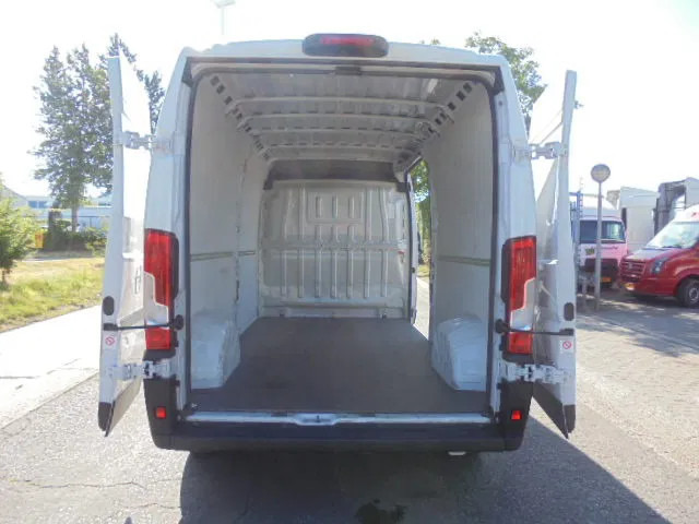 Opel Movano L3H2 2.2L BLUE HDI 140 - Skåpbil: bild 5 Opel Movano L3H2 2.2L BLUE HDI 140 - Skåpbil: bild 5