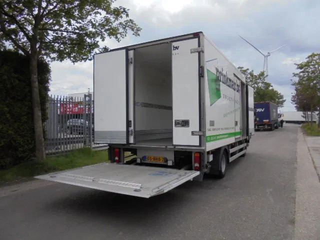 Renault D 6.5 150 NL TRUCK - Kylbil lastbil: bild 4 Renault D 6.5 150 NL TRUCK - Kylbil lastbil: bild 4