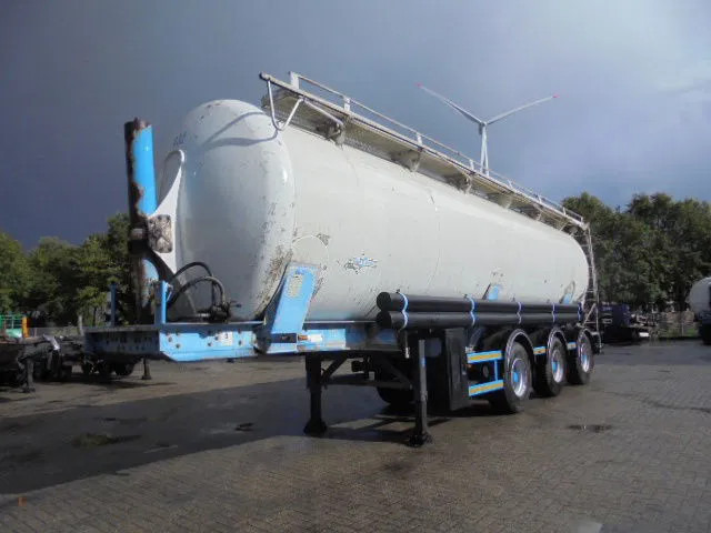 SPITZER BP SK 50 - Tanktrailer: bild 1 SPITZER BP SK 50 - Tanktrailer: bild 1