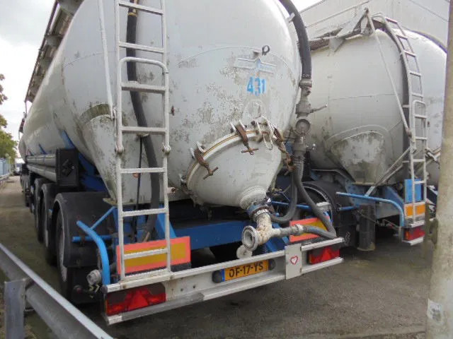 SPITZER EUROVRAC BP SK50 - Tanktrailer: bild 4 SPITZER EUROVRAC BP SK50 - Tanktrailer: bild 4