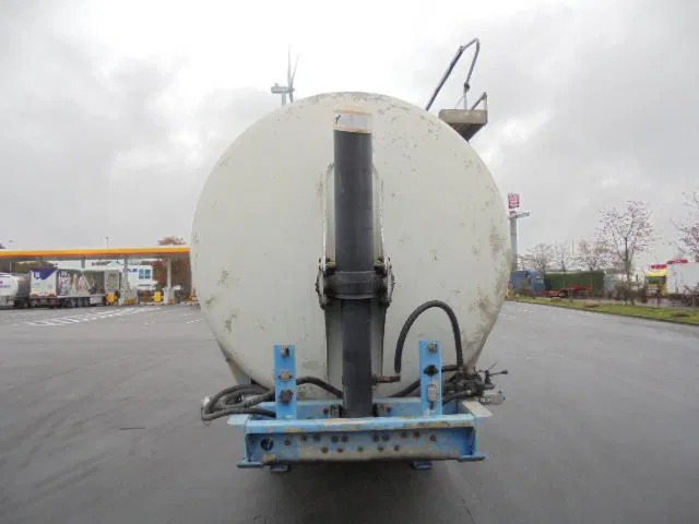 SPITZER SK 50 CAL - Tanktrailer: bild 2 SPITZER SK 50 CAL - Tanktrailer: bild 2