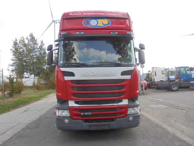 Scania R400 6X2 RETARDER BDF - Lastbil med skåp: bild 2 Scania R400 6X2 RETARDER BDF - Lastbil med skåp: bild 2