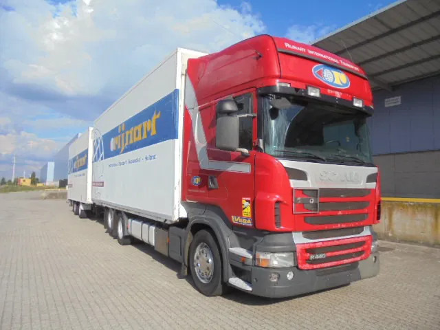 Scania R440 6X2 VOLUME COMBI + RETARDER - Lastbil med skåp: bild 3 Scania R440 6X2 VOLUME COMBI + RETARDER - Lastbil med skåp: bild 3