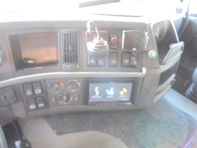 Biltransportbil lastbil Volvo FM 330 KAESBOHRER METAGO NL TRUCK: bild 9 Biltransportbil lastbil Volvo FM 330 KAESBOHRER METAGO NL TRUCK: bild 9