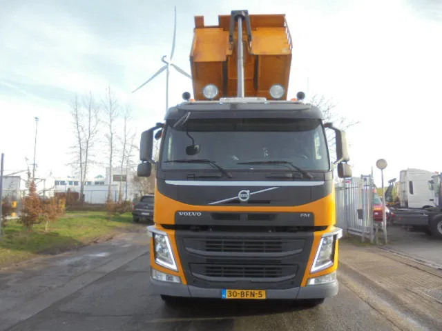 Volvo FM 460 8X4 R - Tippbil lastbil: bild 2 Volvo FM 460 8X4 R - Tippbil lastbil: bild 2