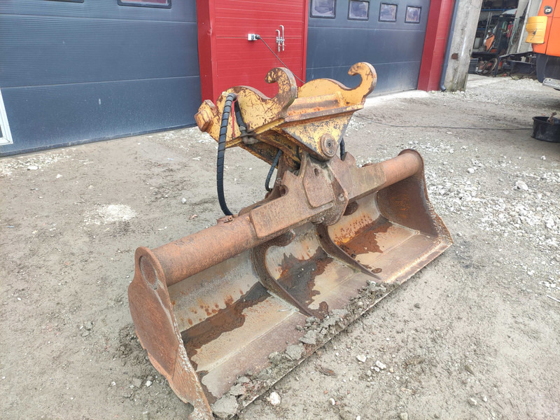 Caterpillar 315 bucket - Skopa: bild 1 Caterpillar 315 bucket - Skopa: bild 1