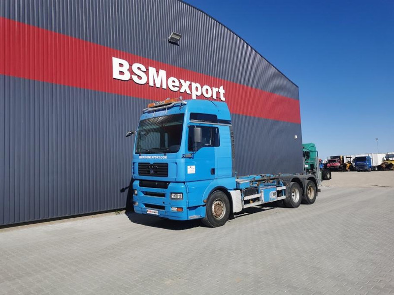 MAN 26.530 6x4 Multilift - Lastväxlare lastbil: bild 1 MAN 26.530 6x4 Multilift - Lastväxlare lastbil: bild 1