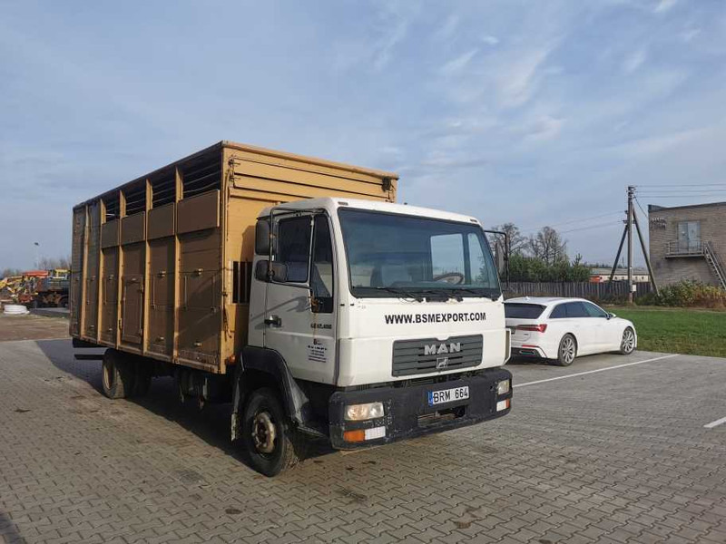 MAN LE 12.189 livestock truck - Djurtransport lastbil: bild 3 MAN LE 12.189 livestock truck - Djurtransport lastbil: bild 3