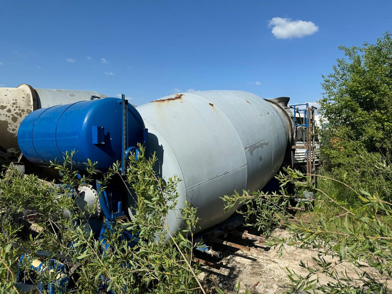 Mercedes-Benz Actros, MAN. 10 x pieces mixer. 9-10 m3 - Betongbil: bild 4 Mercedes-Benz Actros, MAN. 10 x pieces mixer. 9-10 m3 - Betongbil: bild 4