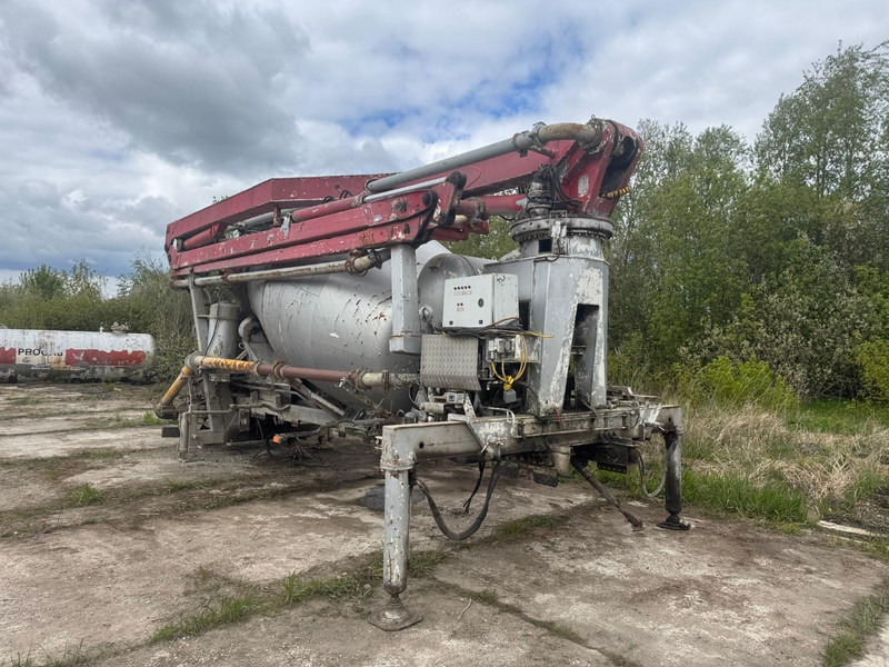 Mercedes-Benz Actros. Putzmeister 24 m + 6 mixer drum - Betongbil: bild 1 Mercedes-Benz Actros. Putzmeister 24 m + 6 mixer drum - Betongbil: bild 1