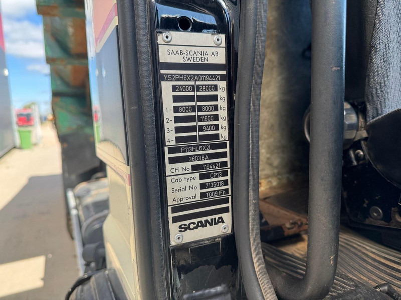 Tippbil lastbil Scania P 113 HL: bild 16