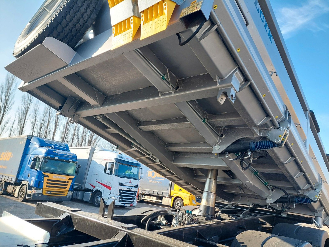 MAN TGS 35.520 6X6 BB CH - Tippbil lastbil: bild 5 MAN TGS 35.520 6X6 BB CH - Tippbil lastbil: bild 5