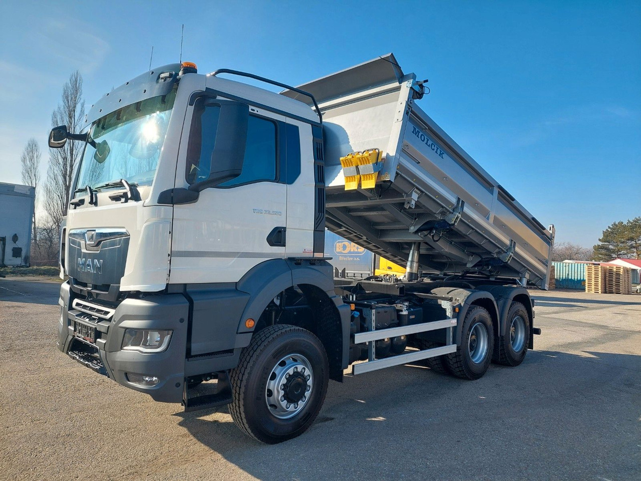 MAN TGS 35.520 6X6 BB CH - Tippbil lastbil: bild 1 MAN TGS 35.520 6X6 BB CH - Tippbil lastbil: bild 1