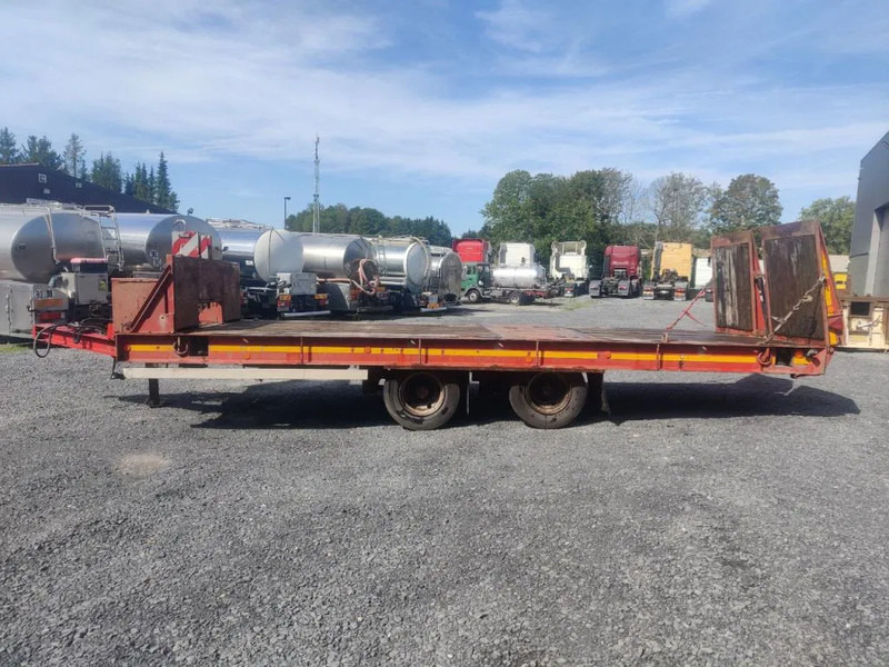 MOL 2 AXLES TIPPING TRAILER WITH RAMPS - Låg lastare trailer: bild 4 MOL 2 AXLES TIPPING TRAILER WITH RAMPS - Låg lastare trailer: bild 4