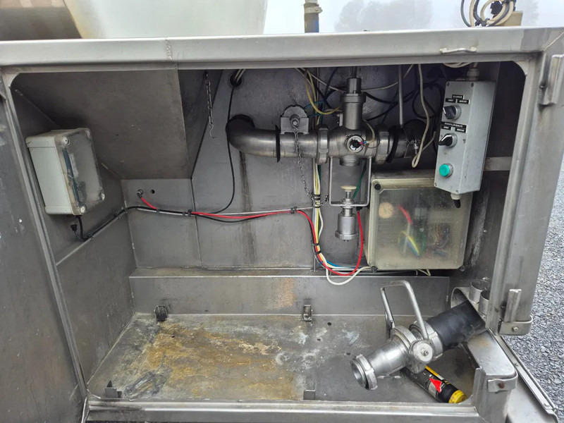 Tanktrailer för transportering mjölk Magyar 29000L INSULATED INOX TANK - 1 COMP: bild 9