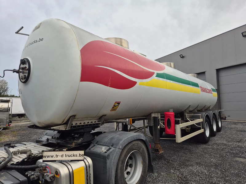 Magyar INSULATED INOX TANK 26000L - 3 COMP - LEAF/LAMES - Tanktrailer: bild 1 Magyar INSULATED INOX TANK 26000L - 3 COMP - LEAF/LAMES - Tanktrailer: bild 1