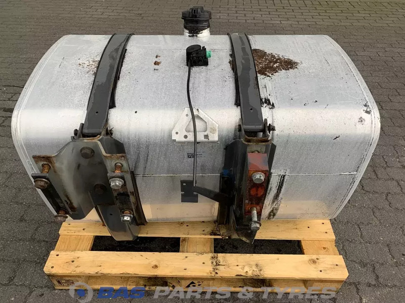 DAF Brandstoftank DAF 430 Liter 1681824 - Bränsletank för Lastbil: bild 3 DAF Brandstoftank DAF 430 Liter 1681824 - Bränsletank för Lastbil: bild 3