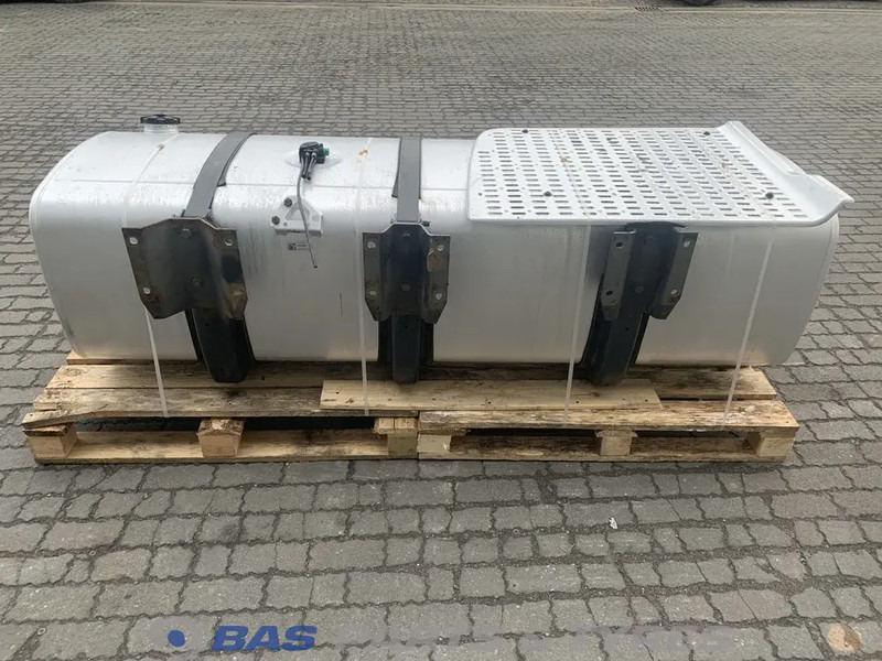 DAF Brandstoftank DAF 845 Liter 1659141 - Bränsletank för Lastbil: bild 3 DAF Brandstoftank DAF 845 Liter 1659141 - Bränsletank för Lastbil: bild 3