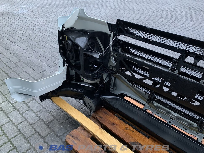 DAF CF Euro 6 Bumper DAF 1907076 - Stötfångare för Lastbil: bild 4 DAF CF Euro 6 Bumper DAF 1907076 - Stötfångare för Lastbil: bild 4
