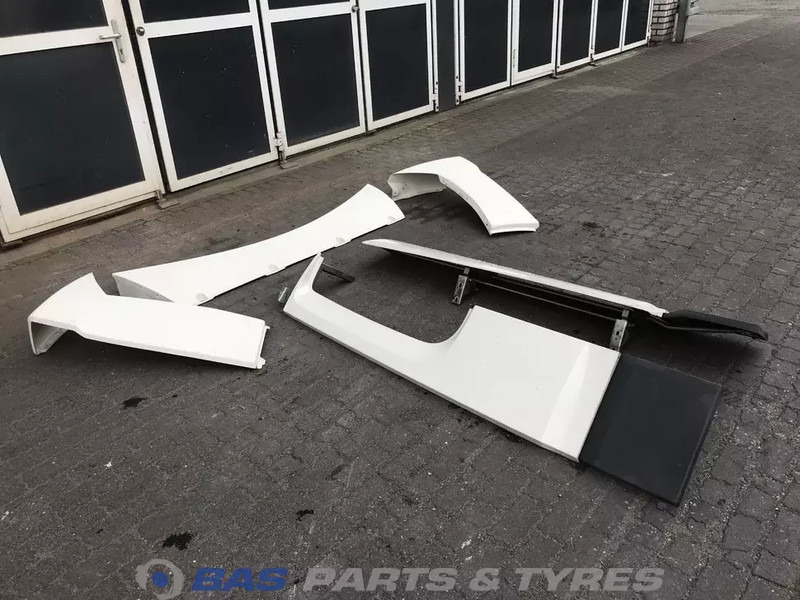 DAF XF106 Spoilerset DAF Super Space Cab L2H3 1671843 - Aerodynamik/ Spoiler för Lastbil: bild 3 DAF XF106 Spoilerset DAF Super Space Cab L2H3 1671843 - Aerodynamik/ Spoiler för Lastbil: bild 3