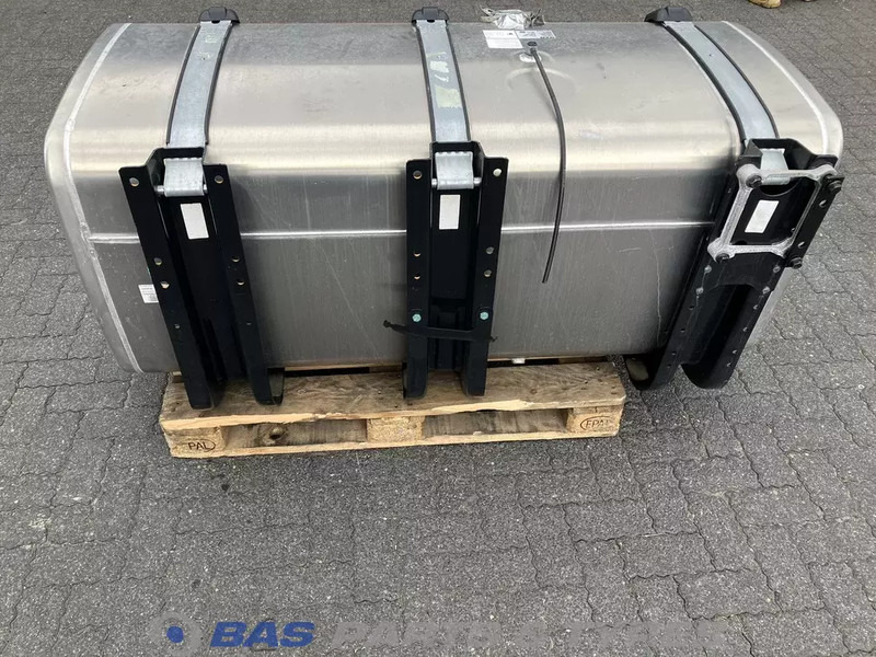 MAN Brandstoftank MAN 710 Liter 81122016766 - Bränsletank för Lastbil: bild 2 MAN Brandstoftank MAN 710 Liter 81122016766 - Bränsletank för Lastbil: bild 2