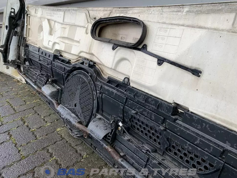 Mercedes-Benz Actros MP4 Frontklep Mercedes A 960 750 04 09 - Galler för Lastbil: bild 3 Mercedes-Benz Actros MP4 Frontklep Mercedes A 960 750 04 09 - Galler för Lastbil: bild 3