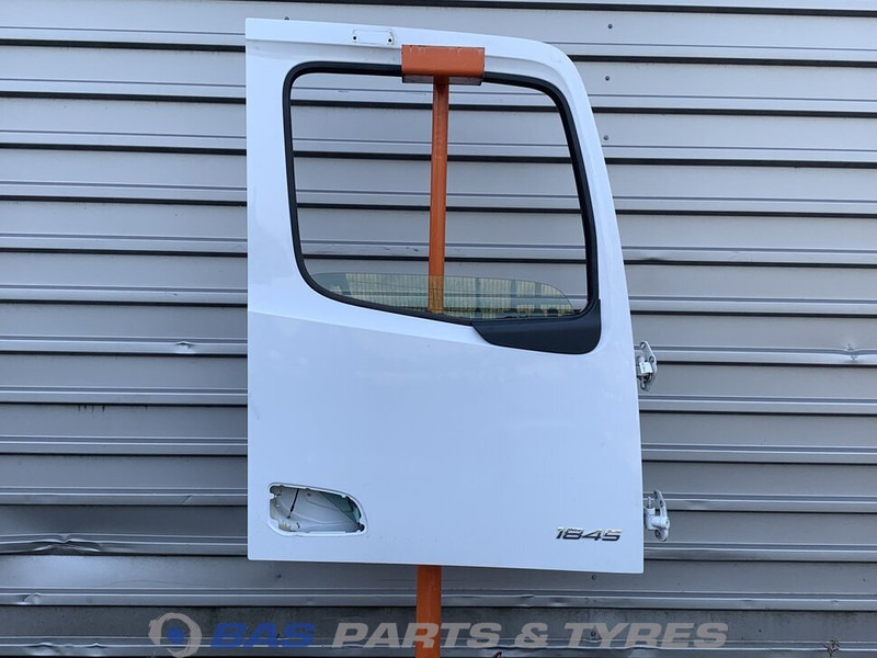 Mercedes-Benz Actros MP4 Portier Rechts Mercedes A 960 720 24 03 - Dörr och reservdelar för Lastbil: bild 1 Mercedes-Benz Actros MP4 Portier Rechts Mercedes A 960 720 24 03 - Dörr och reservdelar för Lastbil: bild 1