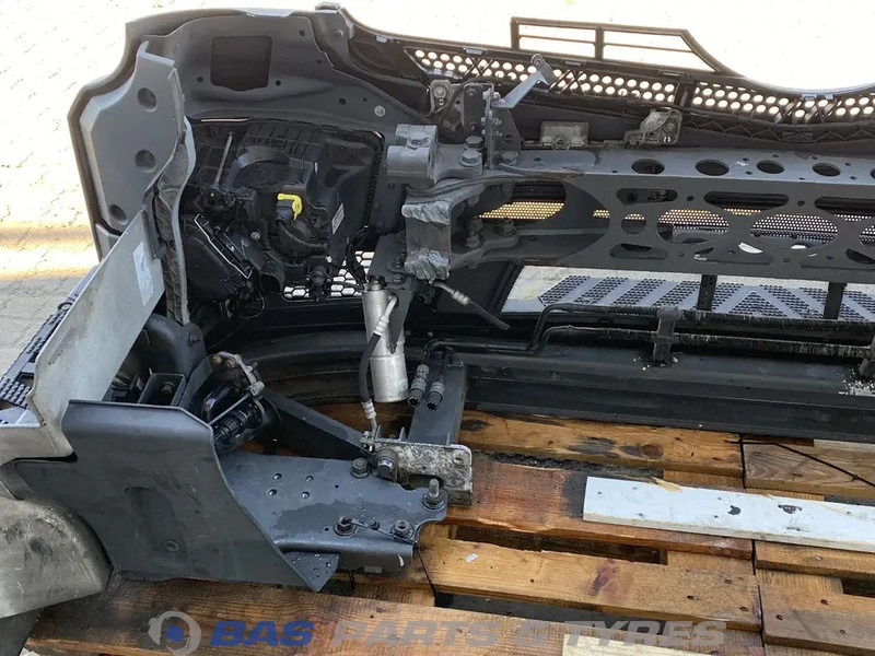 Mercedes-Benz Antos MP4 Bumper Mercedes A 960 310 23 22 - Stötfångare för Lastbil: bild 5 Mercedes-Benz Antos MP4 Bumper Mercedes A 960 310 23 22 - Stötfångare för Lastbil: bild 5